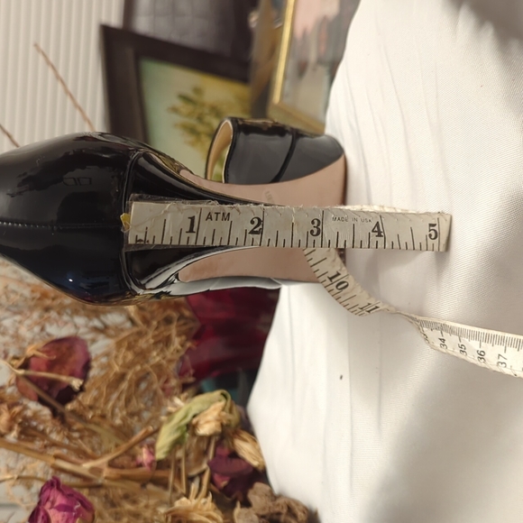 Jessica Simpson Sexy black patent leather heels - Picture 7 of 9